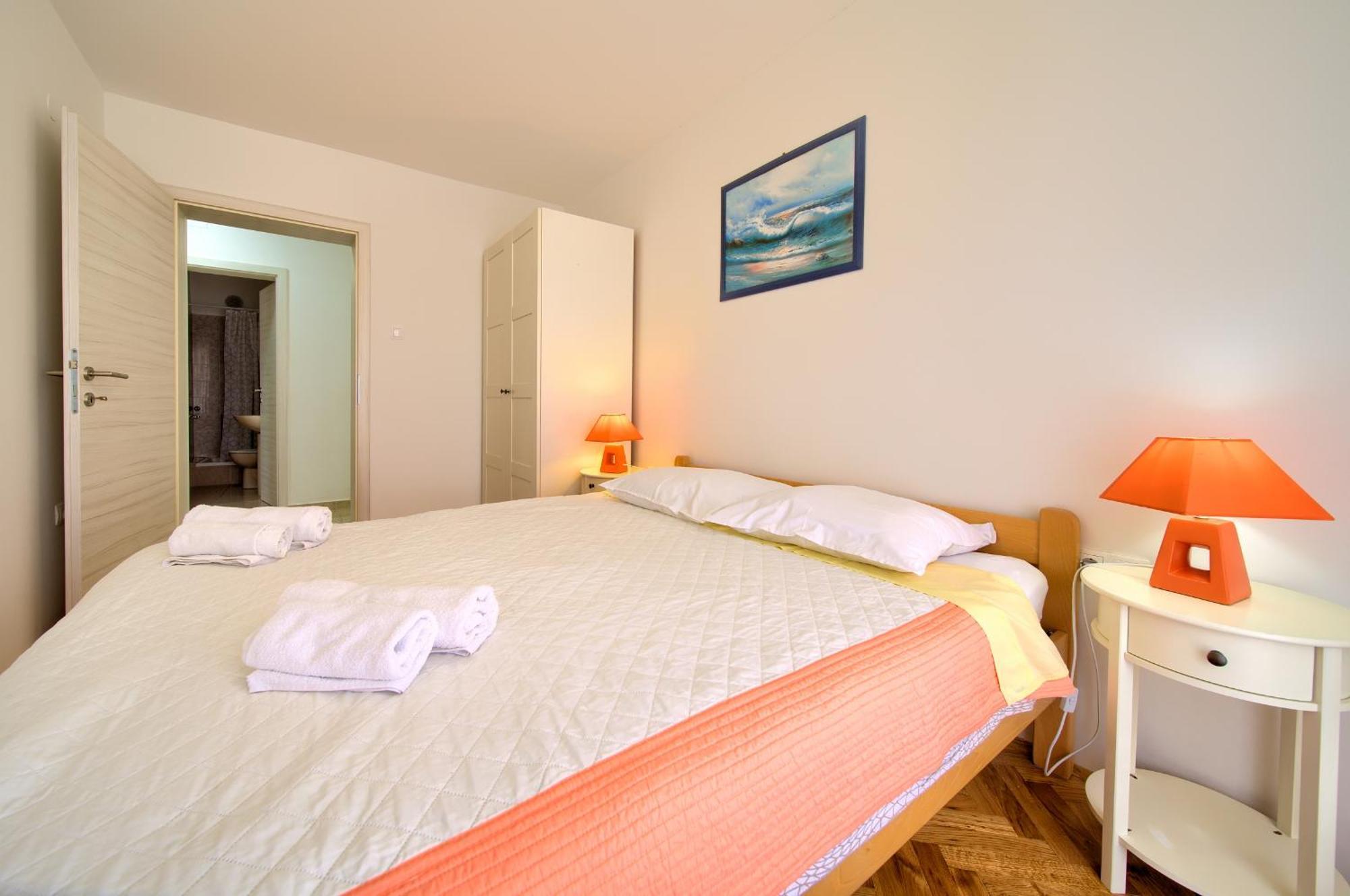 Apartments Rose Krk Town Exterior foto