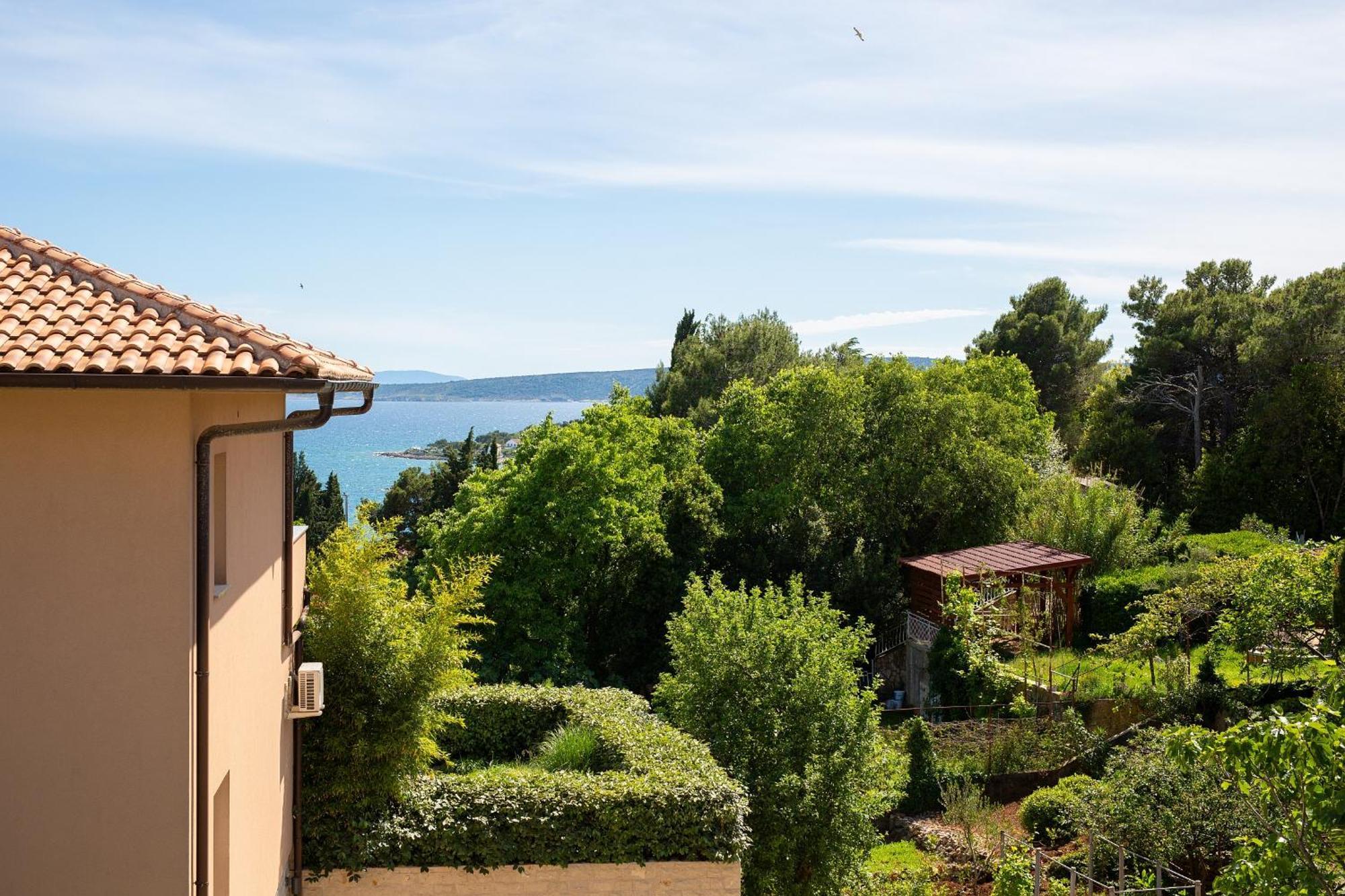 Apartments Rose Krk Town Exterior foto
