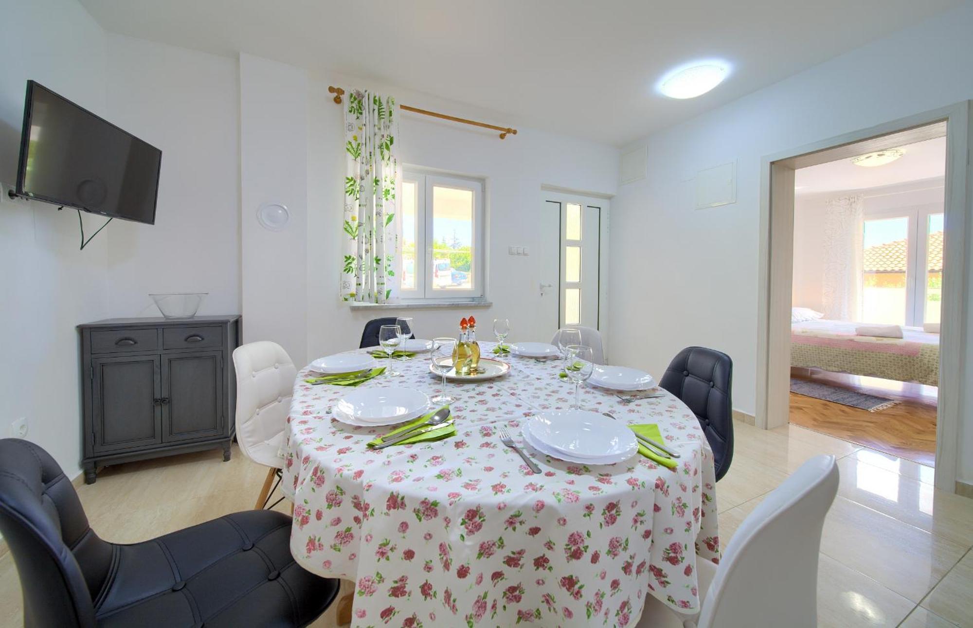 Apartments Rose Krk Town Habitación foto